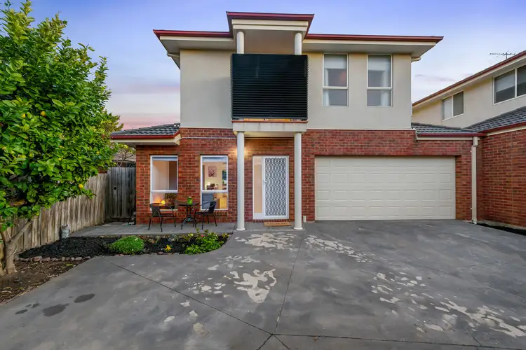 4/1A Thorogood Court, Taylors Lakes VIC 3038