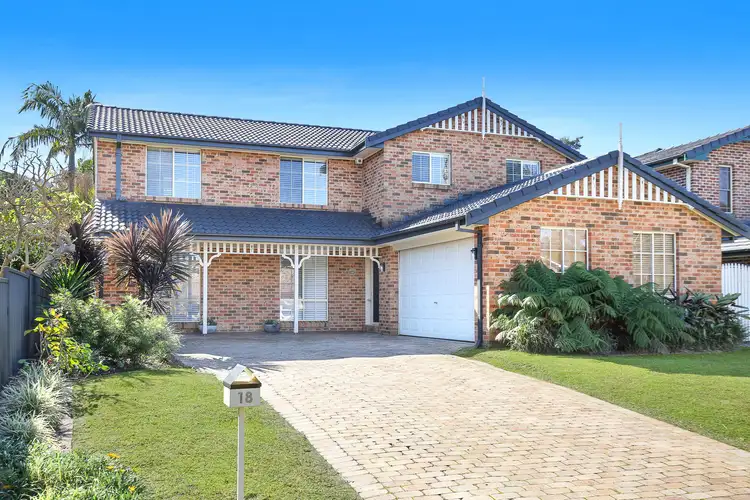 18 Hutchinson Drive, Balgownie NSW 2519