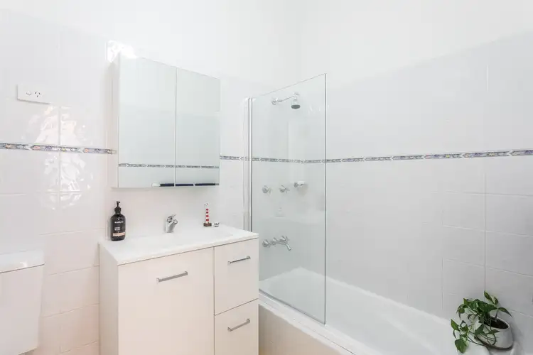 Sixth view of Homely apartment listing, 4/32 High Street, North Sydney NSW 2060