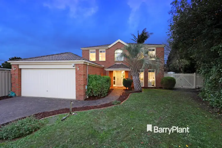 4 Treboryn Court, Rowville VIC 3178