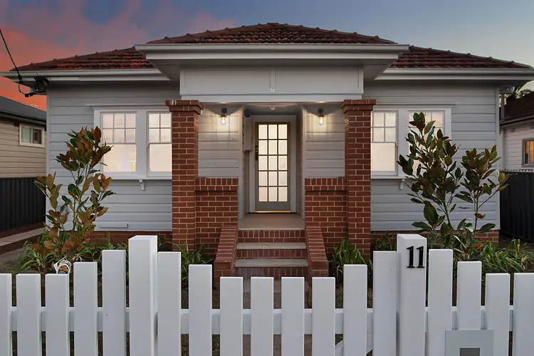 11 Scholey Street, Mayfield NSW 2304