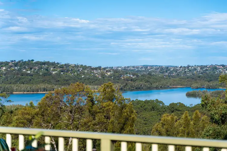 33 Bungoona Avenue, Elanora Heights NSW 2101