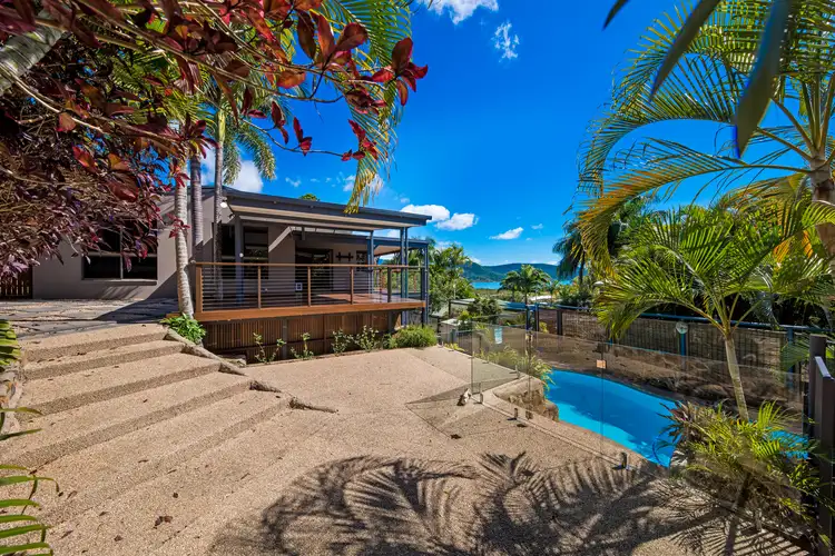 3 Woomerah Avenue, Cannonvale QLD 4802