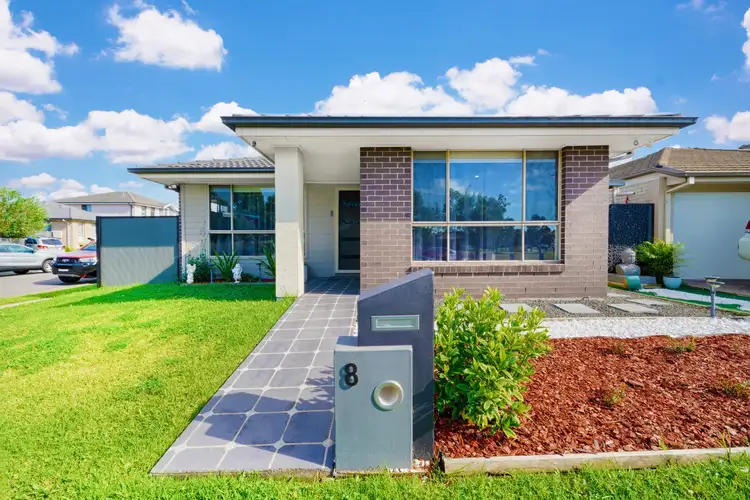 8 Hendon Street, Ropes Crossing NSW 2760