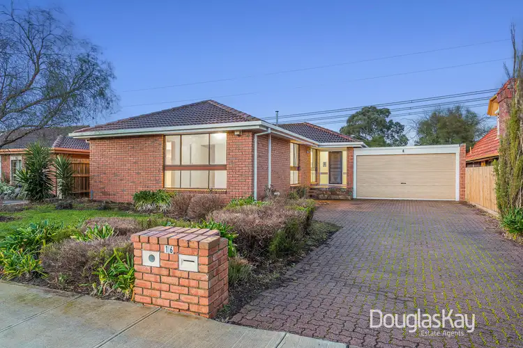 16 Mantaura Avenue, Taylors Lakes VIC 3038