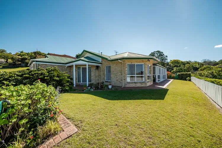 11 Dolphin Drive, Nambour QLD 4560