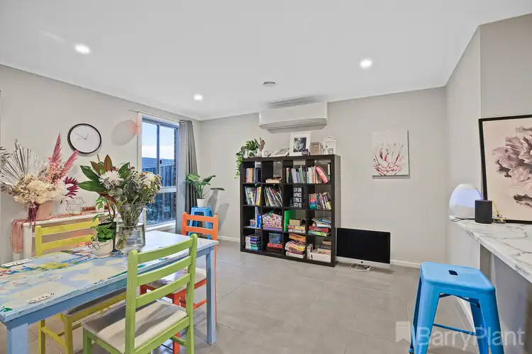 Fifth view of Homely house listing, 11 Chaucer Way, Drouin VIC 3818