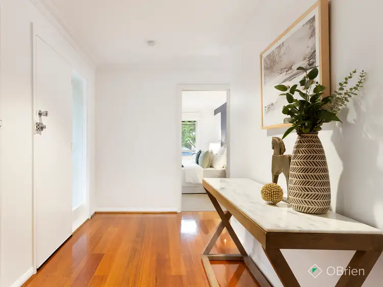 Sixth view of Homely house listing, 1 Avalon Court, Cheltenham VIC 3192