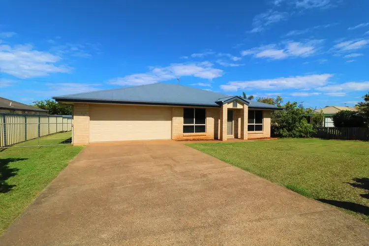 11 Pioneer Avenue, Childers QLD 4660