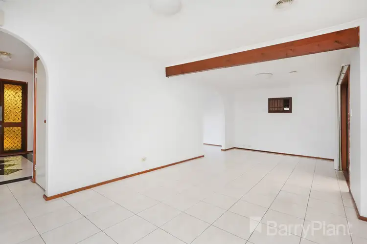 Second view of Homely house listing, 5 Baron Court, Kings Park VIC 3021