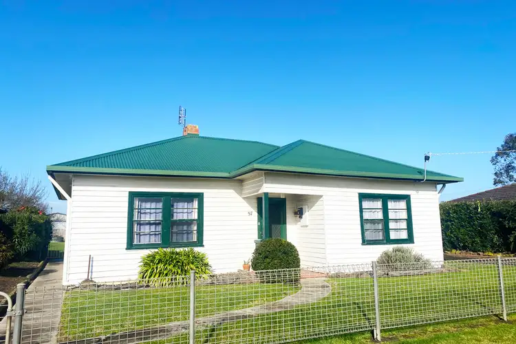 57 Lindsay Street, Heywood VIC 3304