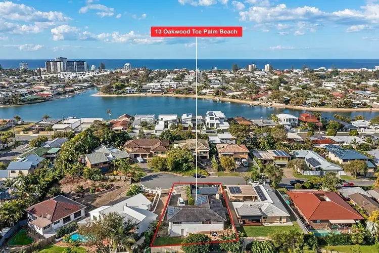 13 Oakwood Terrace, Palm Beach QLD 4221