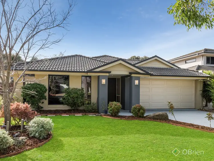 3 Flynn Terrace, Sandhurst VIC 3977