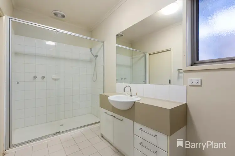 Sixth view of Homely townhouse listing, 10/3 Keylana Boulevard, Mount Waverley VIC 3149