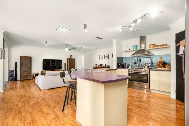 Fifth view of Homely house listing, 9 Tarrango Court, Sunbury VIC 3429