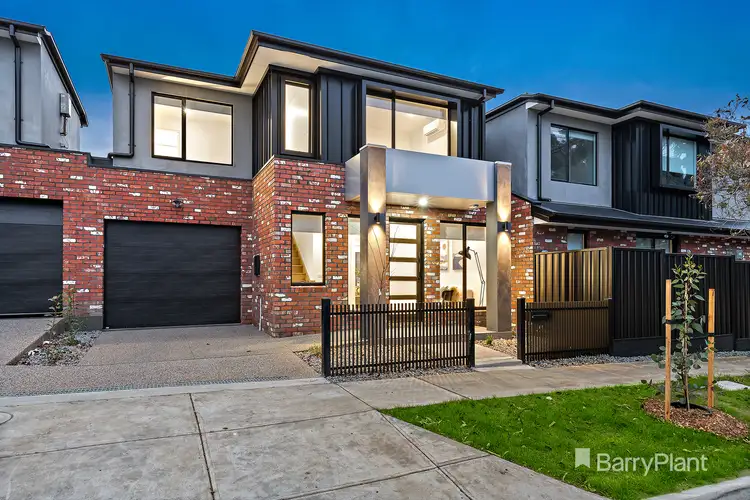 2B Caringa Street, Pascoe Vale VIC 3044