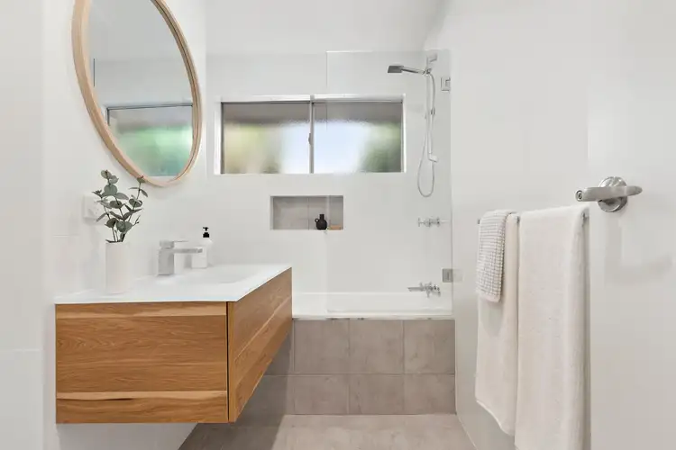 Sixth view of Homely house listing, 6 Belwarra Avenue, Figtree NSW 2525