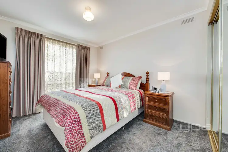 Sixth view of Homely house listing, 8 Haig Place, Attwood VIC 3049
