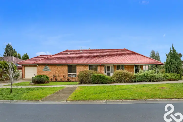 327 Gordons Road, South Morang VIC 3752