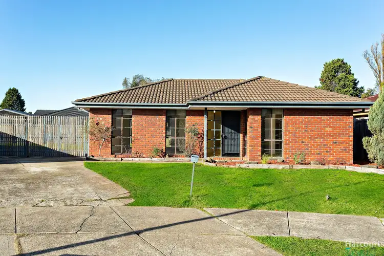 5 Evatt Court, Mill Park VIC 3082