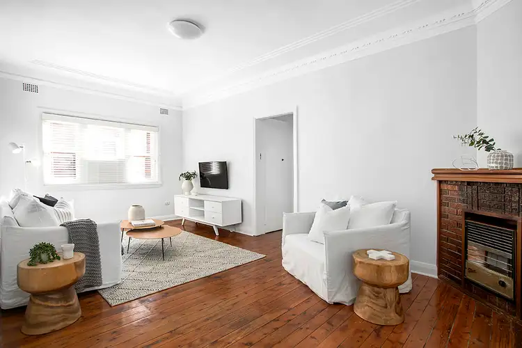 Main view of Homely unit listing, 4/277B Alison Road, Coogee NSW 2034