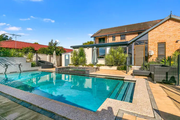 10 Watergum Place, Alfords Point NSW 2234
