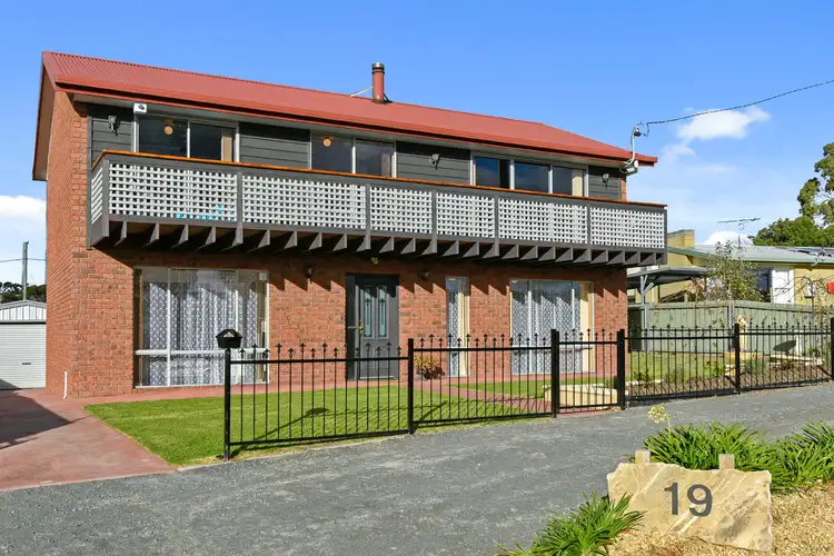 19 Pargonee Street
