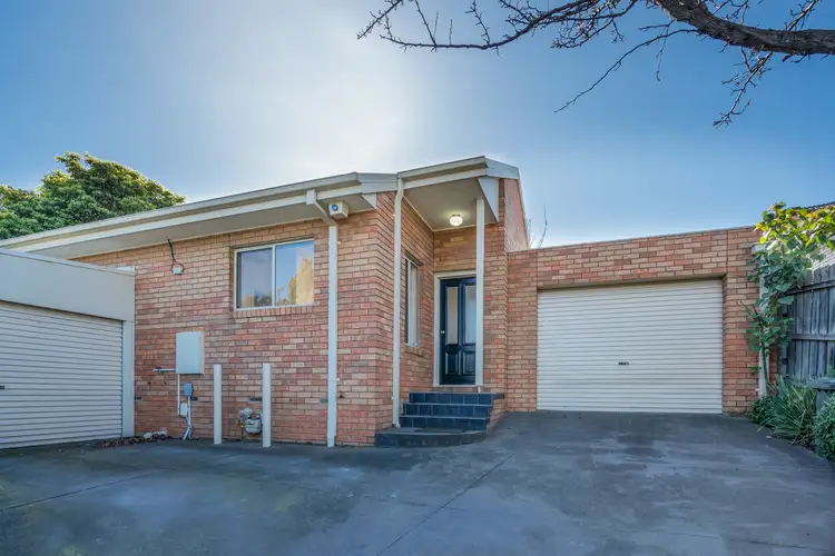 Main view of Homely unit listing, 2/30 Keats Avenue, Kingsbury VIC 3083