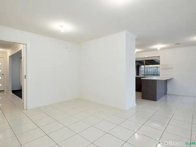 Fourth view of Homely house listing, 30 Shakespeare Court, Drouin VIC 3818