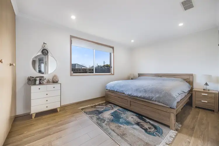 Fifth view of Homely unit listing, 2/17 Sonia Street, Ringwood VIC 3134