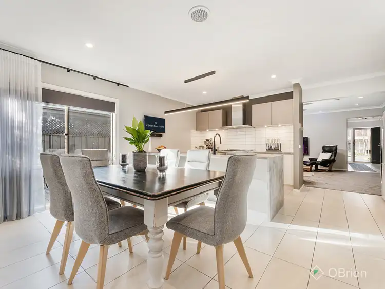 Fifth view of Homely house listing, 20 Warrego Circuit, Sandhurst VIC 3977