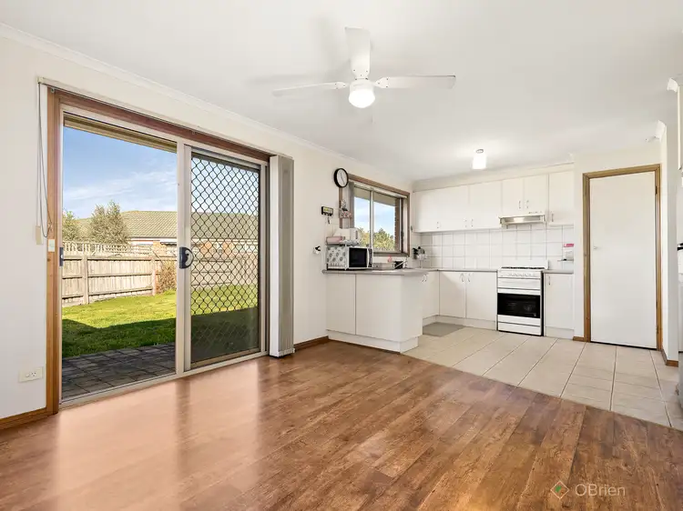 Fifth view of Homely house listing, 9 Lauren Square, Pakenham VIC 3810