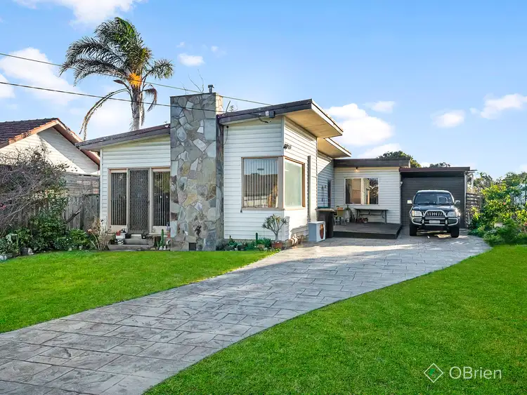 18 Fortescue Avenue, Seaford VIC 3198