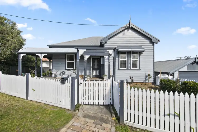 16 Thomas Street, Telarah NSW 2320