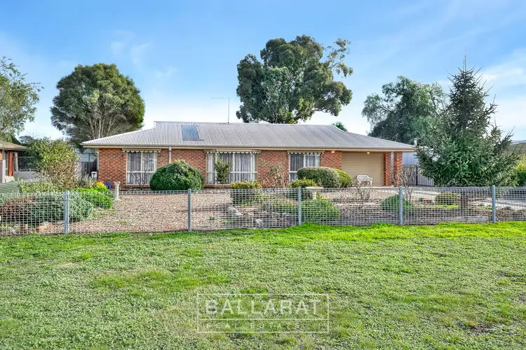 17 Powlett Street, Carisbrook VIC 3464