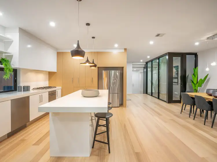 Sixth view of Homely townhouse listing, 10 Gleniffer Avenue, Brighton East VIC 3187