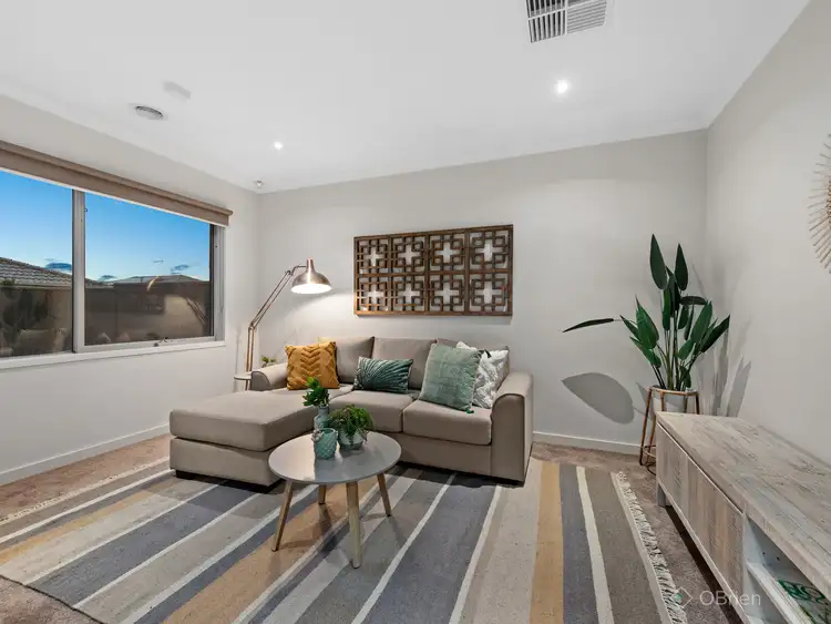 Sixth view of Homely house listing, 10 Cedarbank Court, Cranbourne East VIC 3977