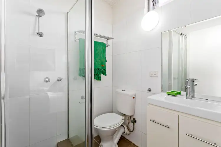 Third view of Homely apartment listing, 3/233 Station Street, Fairfield VIC 3078