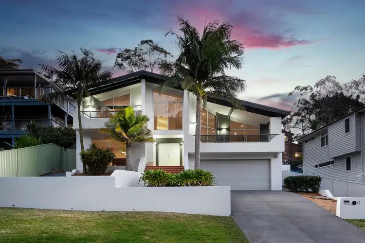17 Thorp Road, Woronora NSW 2232