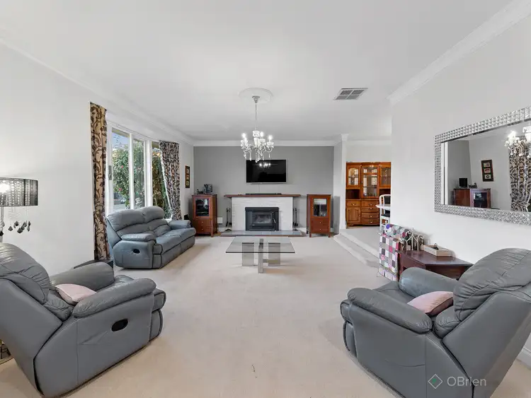 Fourth view of Homely house listing, 5 Coronet Court, Cranbourne VIC 3977