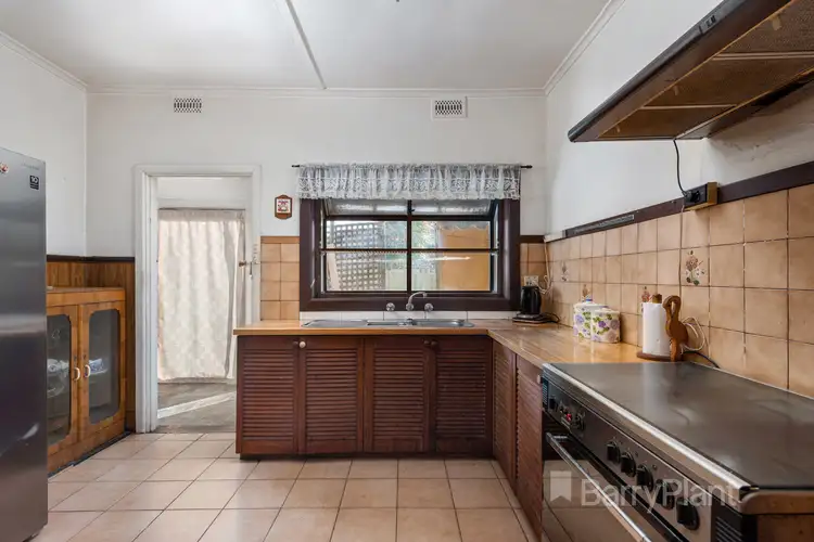 Fifth view of Homely house listing, 7 Maine Hey Crescent, Springvale VIC 3171