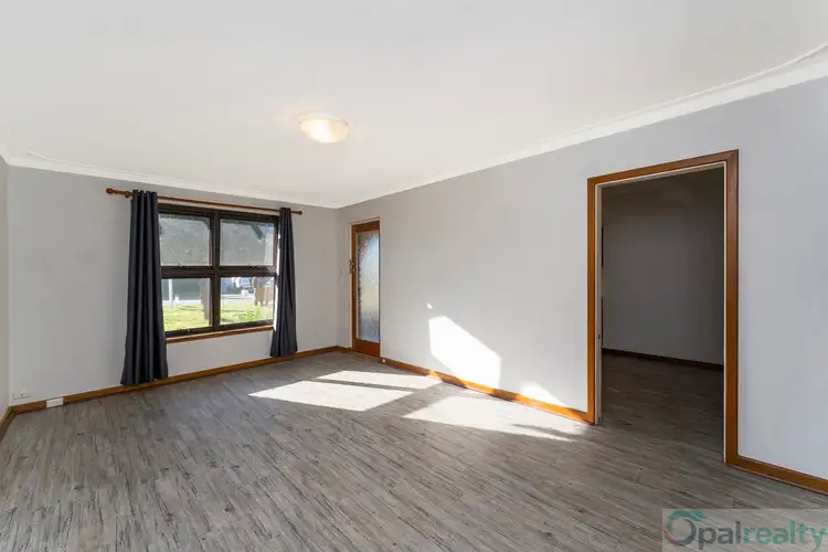 Fifth view of Homely unit listing, 2/9 Catherine Street, Safety Bay WA 6169