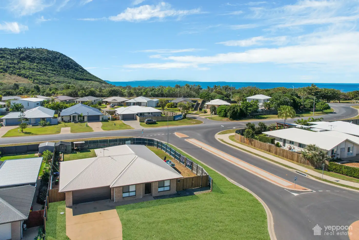 Main view of Homely house listing, 2 Riviera Way, Mulambin QLD 4703