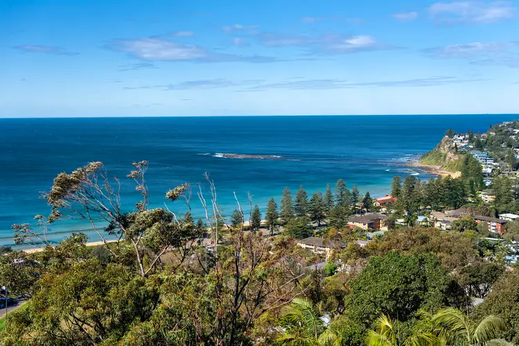 Second view of Homely house listing, 19 Kanimbla Crescent, Bilgola Plateau NSW 2107