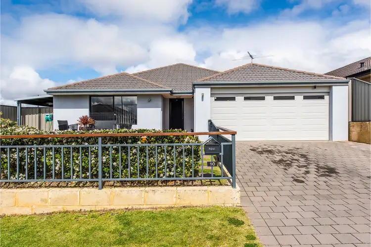 Second view of Homely house listing, 10 Coolimba Turn, Baldivis WA 6171