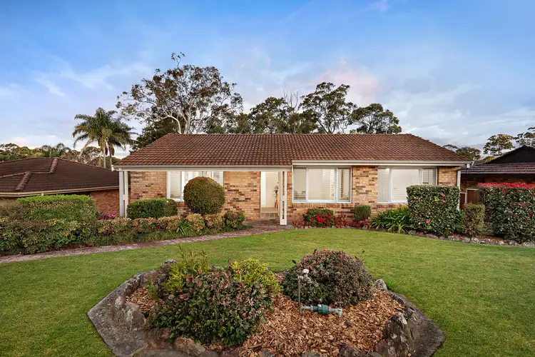 4 Fulmar Close, Mount Hutton NSW 2290