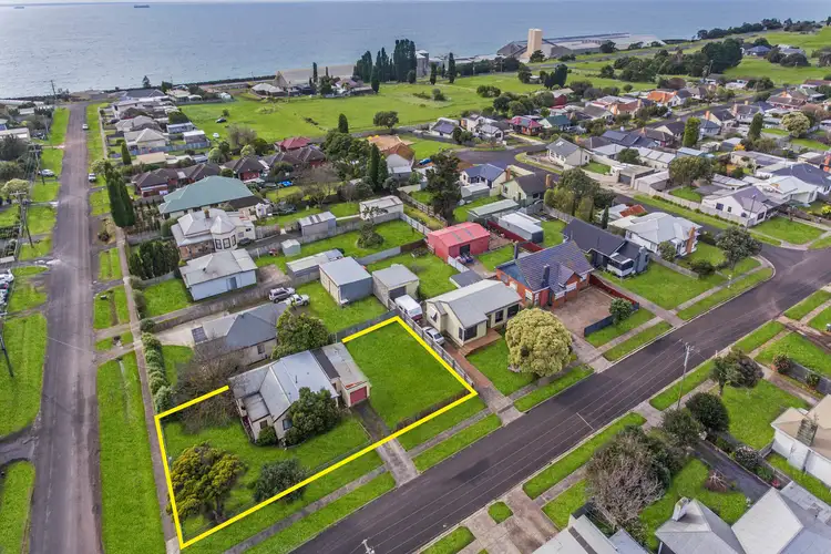 33 Bancroft Street, Portland VIC 3305