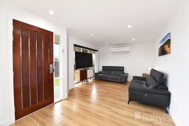 Sixth view of Homely unit listing, 1/8 Huxtable Street, Mount Waverley VIC 3149