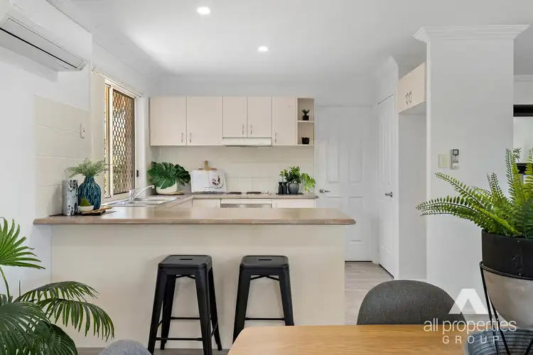 Second view of Homely house listing, 32 Standford Place, Regents Park QLD 4118