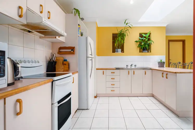 Fourth view of Homely house listing, 566 Spurrway Drive, West Albury NSW 2640